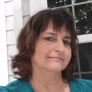 Meet your Posher, Candace